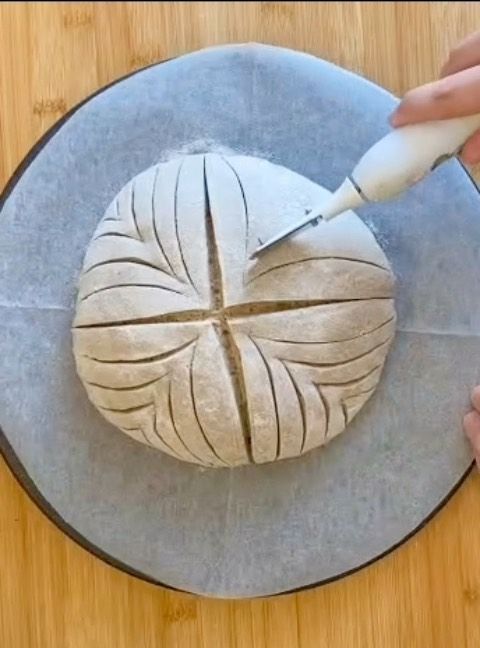 Don’t worry if your dough is on the softer side, such as this one. As you can see, the cuts are a bit less straight than usual, but that didn’t matter much when baking (for the baked result, see the last post). 

Happy baking! 💕

Nicola 

#proofperfected #soniclame #sonicscoring #breadart #ryesourdough #sourdough #breadscoring #roggenbrot #brotpuristen #brotbackenfüranfänger #flourwatersalt